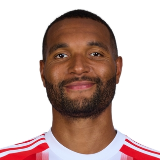 <p><strong><mark data-color="rgba(0, 0, 0, 0)" style="background-color: rgba(0, 0, 0, 0); color: inherit;">Mittback i Real Madrid och det tyska landslaget</mark></strong>.2</p>