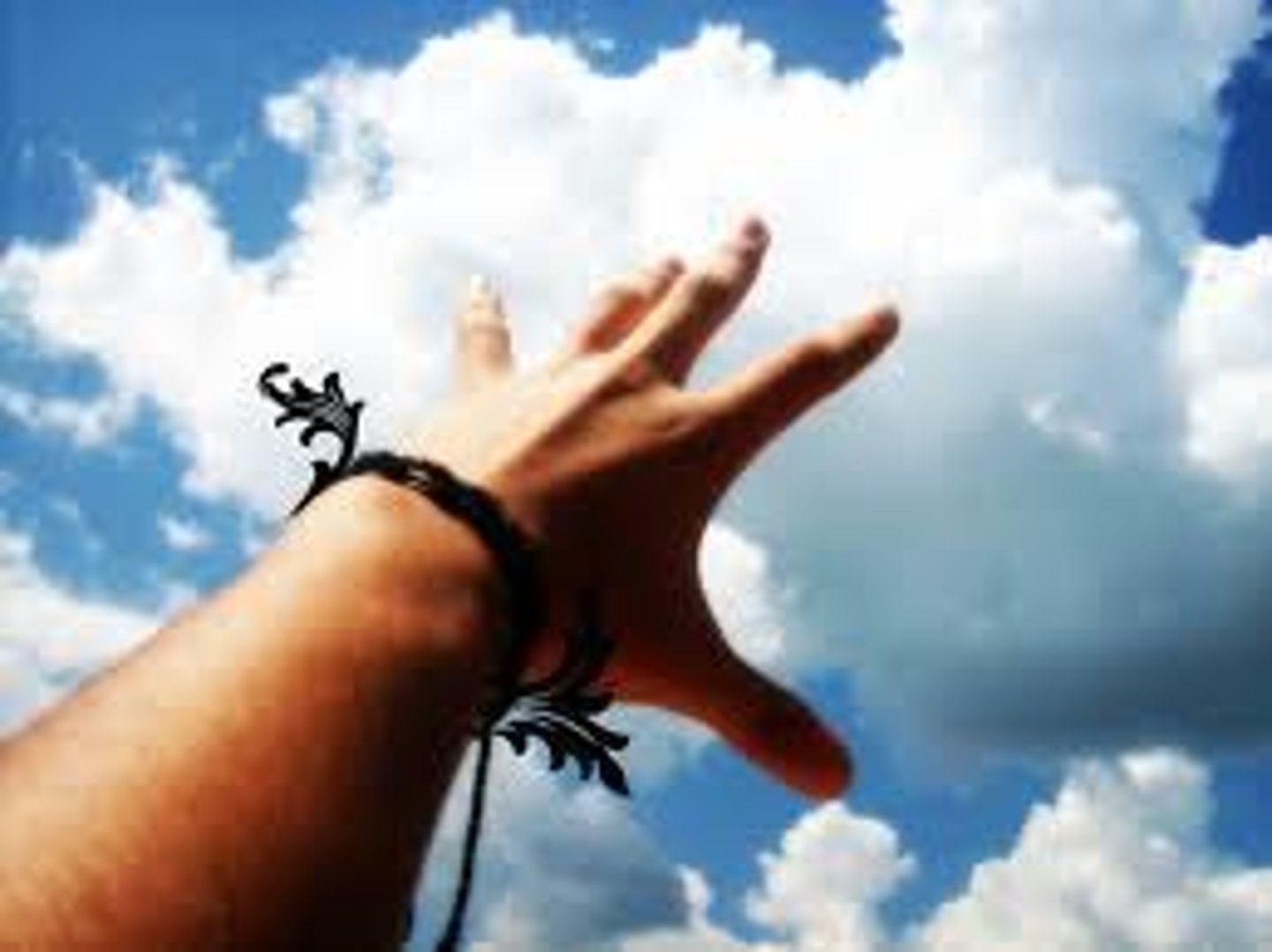 <p>to reach, catch up</p>