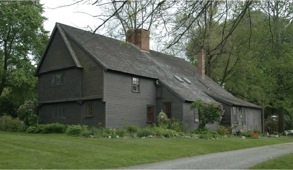 <ul><li><p><span style="background-color: transparent;">Contractors from 17th century American were trained in Europe</span></p></li><li><p><span style="background-color: transparent;"><u>Salt-box roof</u> — Steep-pitched roof so rain and snow can fall off</span></p></li><li><p><span style="background-color: transparent;">Window opens out to the side, instead of up and down</span></p></li><li><p><span style="background-color: transparent;">Every pane of glass had to be imported (expensive), therefore, smaller windows</span></p></li><li><p><span style="background-color: transparent;">Building out of wood (excess of trees in New England)</span></p></li><li><p><span style="background-color: transparent;"><u>Clapboard</u> — long, thing, flat piece of wood, laid horizontally on walls as cladding - overlaps with others&nbsp;</span></p></li><li><p><span style="background-color: transparent;"><u>Casement windows</u> — hinged windows that swing out</span></p></li><li><p><span style="background-color: transparent;">Central chimney</span></p></li><li><p><span style="background-color: transparent;">Hall-parlor plan — rectangular, two-room configuration. One room is the “Hall” - one is the “parlor”</span></p><ul><li><p><span style="background-color: transparent;">“Hall” — where activities took place</span></p><ul><li><p><span style="background-color: transparent;">“Parlor” — more formal</span></p></li></ul></li></ul></li><li><p>Resembles a Mayflower Cottage </p><ul><li><p>Colne Engaine, England, c. 1620</p></li></ul></li></ul><p></p>