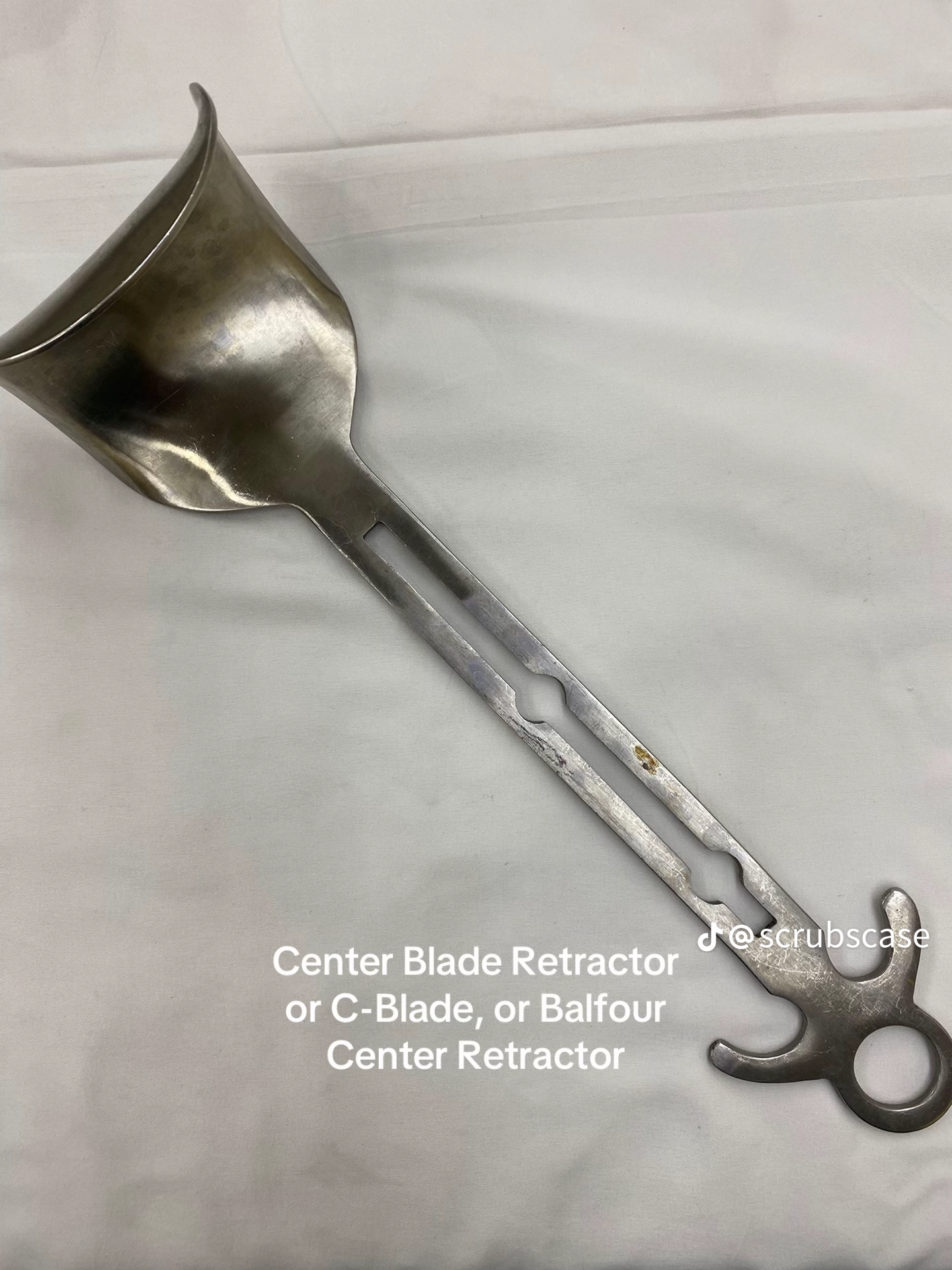 <p>BLADDER RETRACTOR</p>