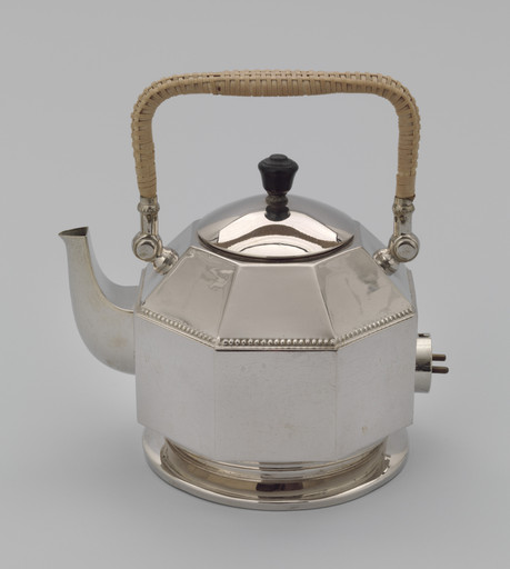 <p>Electric Tea Kettle</p>