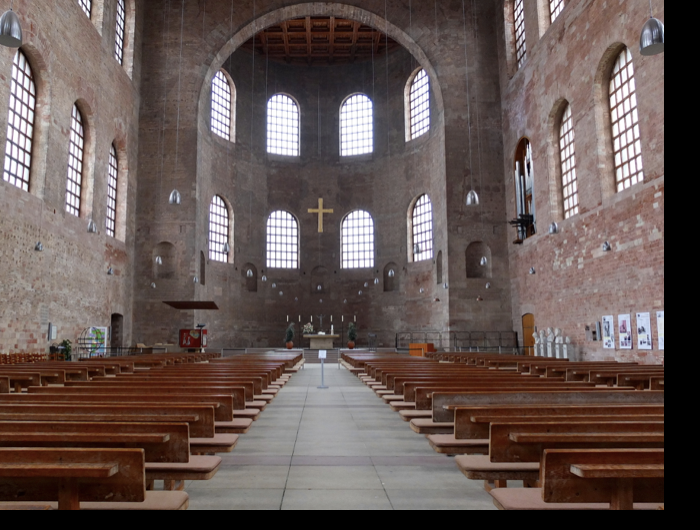 <p>Aula Palatina (audience hall)</p>