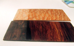 <p>vecni - lớp phủ bảo vệ tranh (Example: Varnish protects the painting. - Vecni bảo vệ bức tranh.)</p>