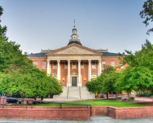 <p>The oldest state capitol still in continuous use in the United States, located in Annapolis, Maryland. It served as the temporary capital of the United States from 1783 to 1784 and is significant for its role in American history. </p>