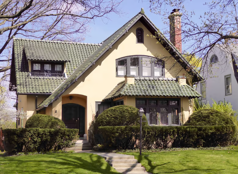 <ul><li><p><span style="background-color: transparent;">Movement that sparked a return to a handmade, craftmade form of architecture</span></p></li><li><p><span style="background-color: transparent;">William Norris and Phillip Webb believe art and nature should be connected; wallpapers</span></p></li><li><p><span style="background-color: transparent;">Norris insinuated that wallpapers are becoming too decorated and furniture is becoming more ornamented.</span></p></li></ul><p></p>