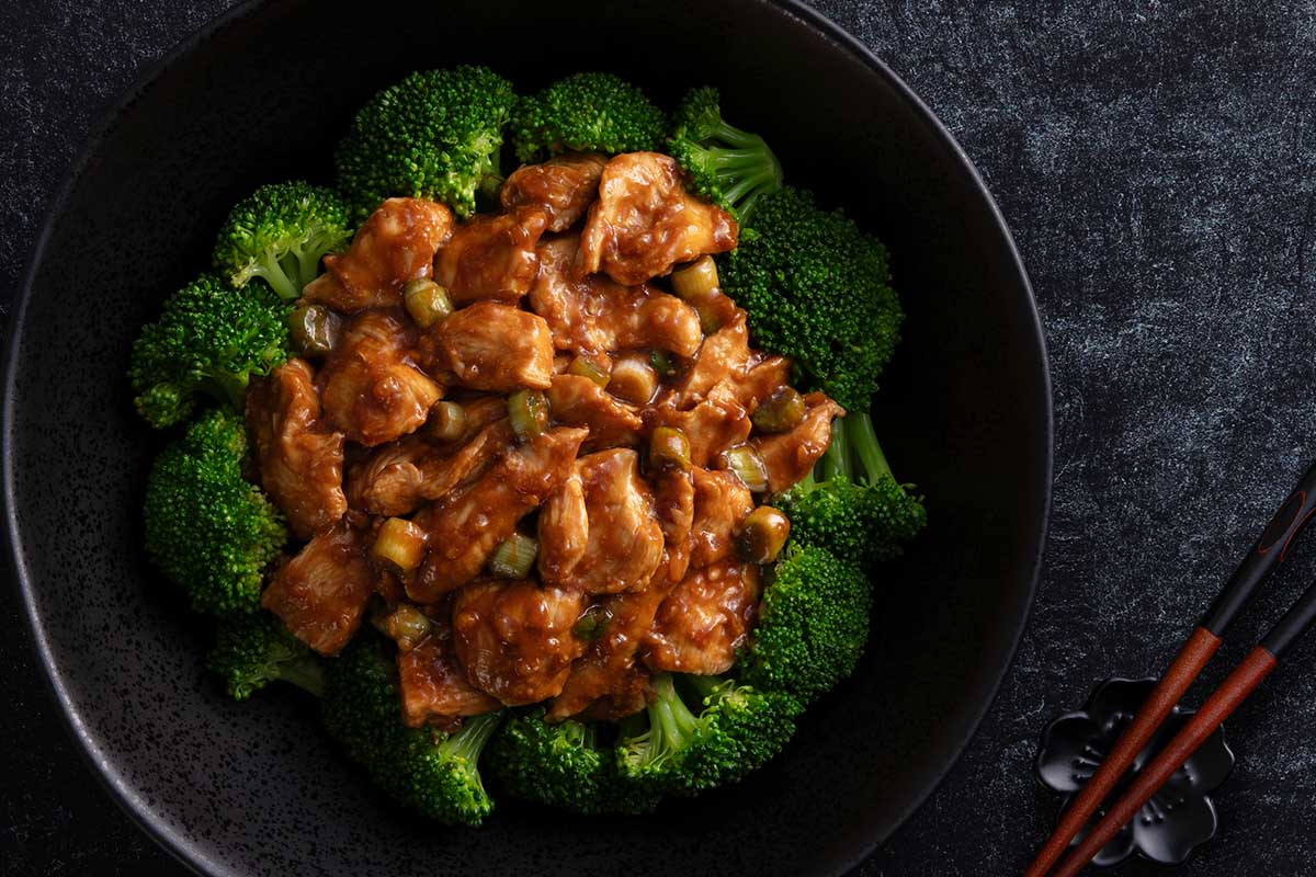 <p>Chicken with broccoli (GFO)</p>