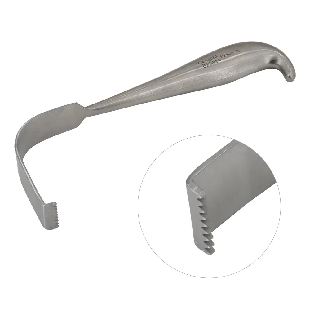 <p>Bladed hip retractor for socket and femoral visualization (all hips).</p>