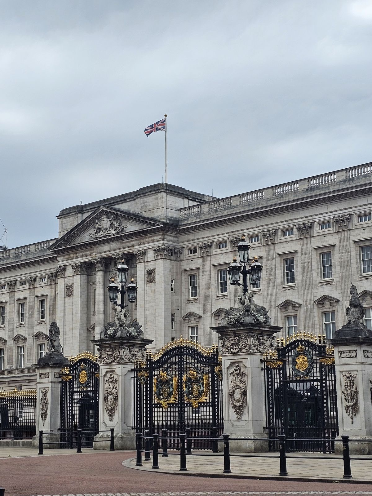 <p>Buckingham Palace </p>