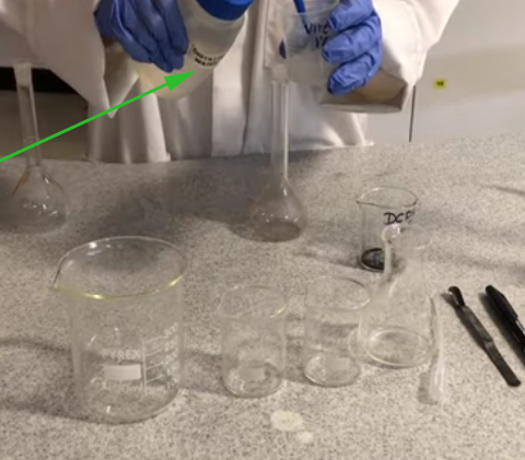 <p><span>How many mL of water are being added here?</span></p>