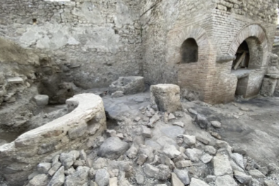 <p>This mill had terrible working conditions for slaves, showing how brutal the conditions some slaves faced were</p>