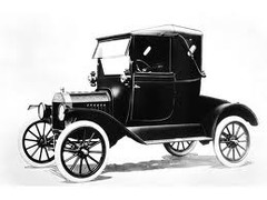 <p>The first automobile affordable enough for a mass market; produced by American industrialist Henry Ford.</p>