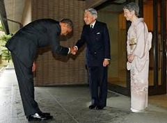 <p>to look up to someone; to show honor</p>