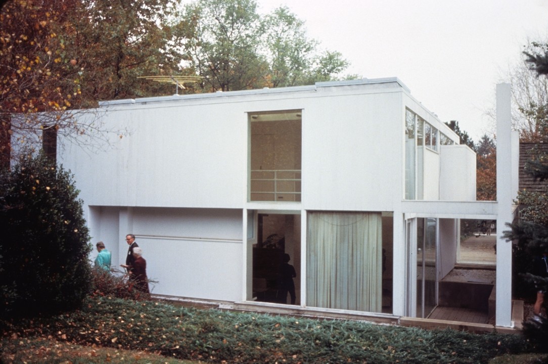 <p><span style="background-color: transparent;">Barenholtz Pavilion</span></p>
