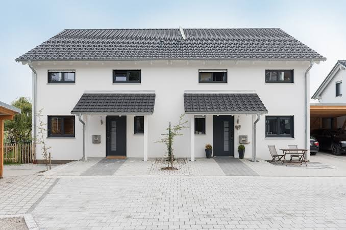 <p>een dubbelhuis</p>