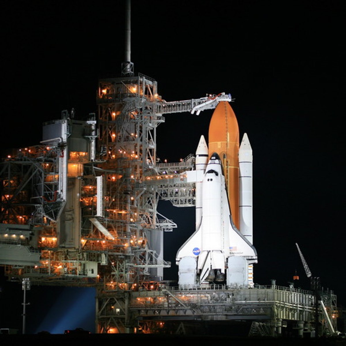 <p>une navette spatiale</p>