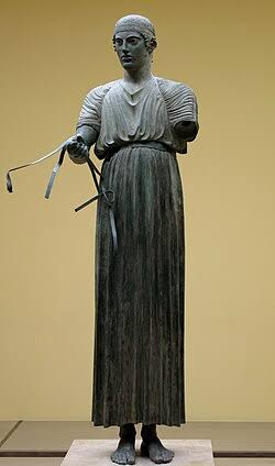 <p><span style="background-color: transparent;"><strong>Charioteer of Delphi</strong></span></p>