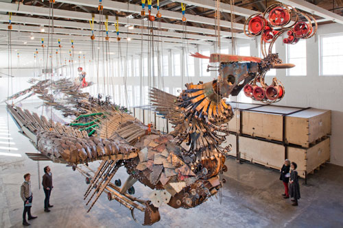 <p>Xu Bing, <em>Phoenix, </em>2010/2014</p>
