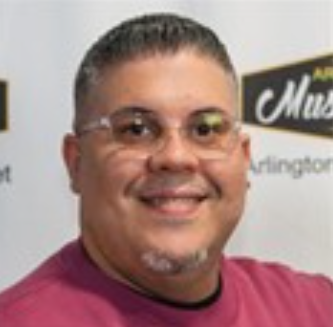 <p>Eli Delgado</p>