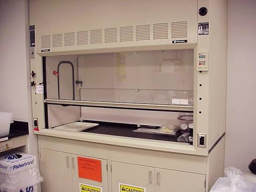 <p>How does a fume hood work?</p>