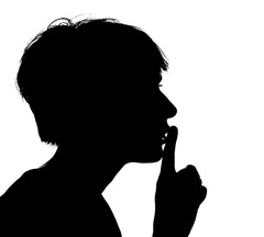 <p>---------to not tell somebody something they want or need to know</p><p>to hold back information</p><p>I think he's holding something back. I'm sure he knows more than he admits.</p><p>-----------to stop yourself from expressing how you really feel</p><p>She just managed to hold back her anger.</p><p>He bravely held back his tears.</p>