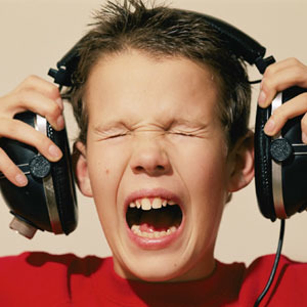 <p>noisy</p>