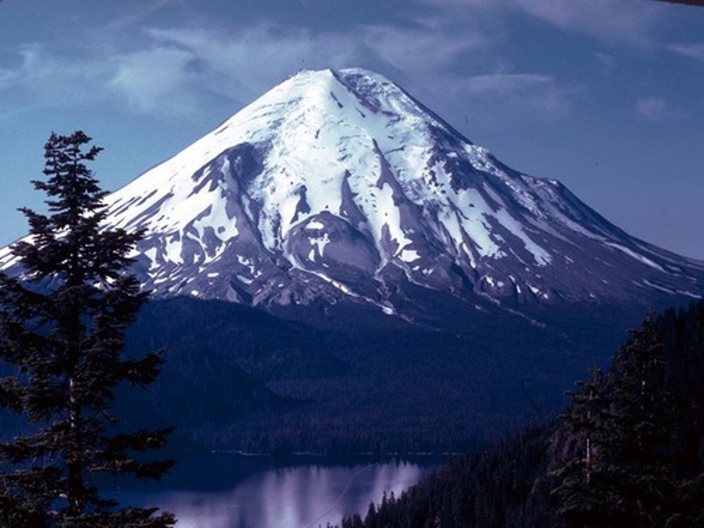 <p>TRANSLATION: самая высокая вершина Европы</p><p>DEFINITION: The mountain with the greatest elevation above sea level on the European continent.</p><p>EXAMPLE: Mount Elbrus, located in Russia, is the .................. . Гора Эльбрус, расположенная в России, является САМОЙ ВЫСОКОЙ ВЕРШИНОЙ ЕВРОПЫ.</p>