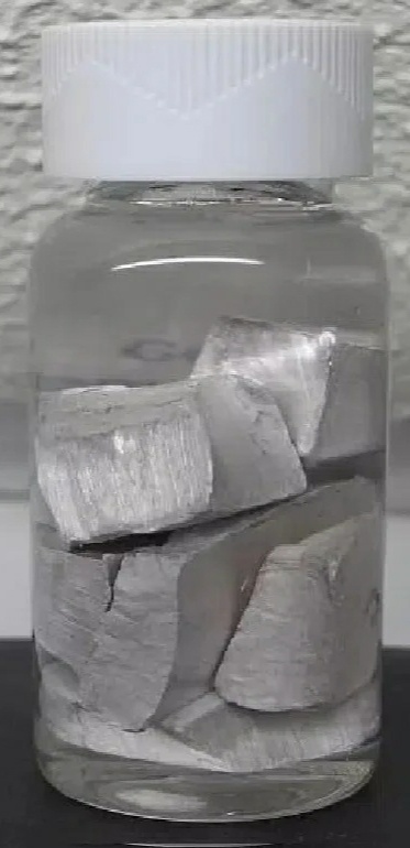 <p>99.7% 2N7   Na</p>