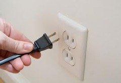 <p>= connect</p><p>Cắm (vào nguồn) điện</p>