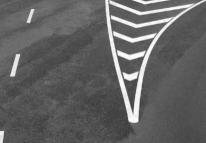 <p>Approach Markings to Islands</p>