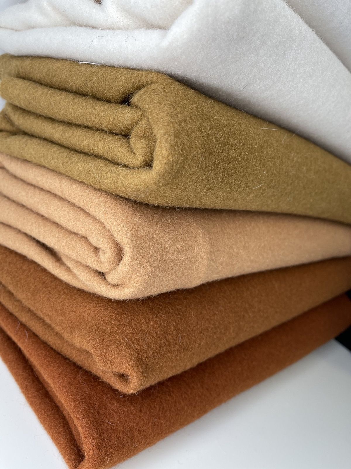 <p>Wool</p>