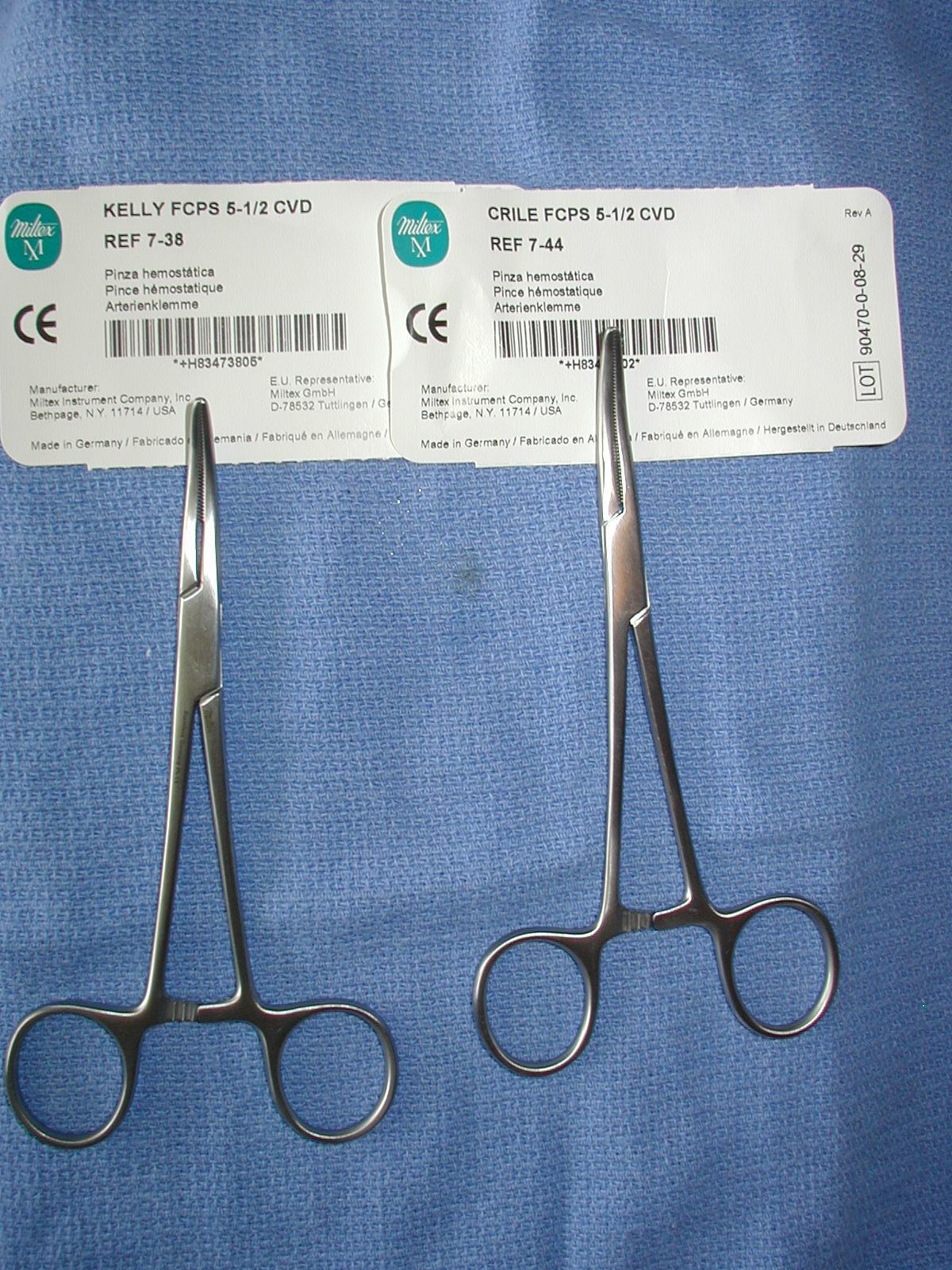 <p>What is the name of this intrument? Serration pattern ghoes up full way</p>