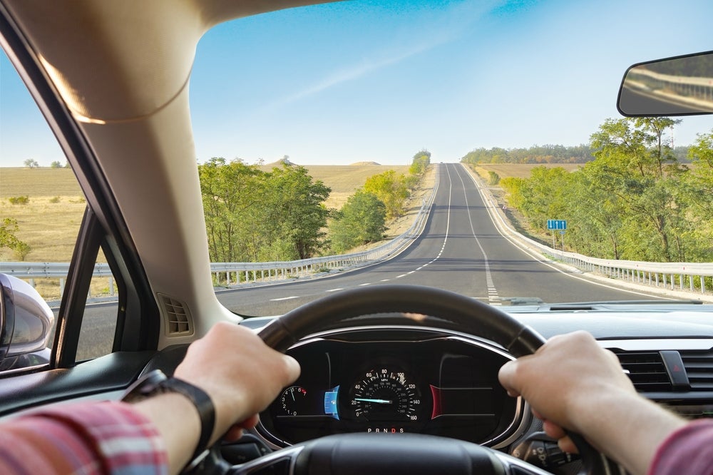 <p>to drive</p>