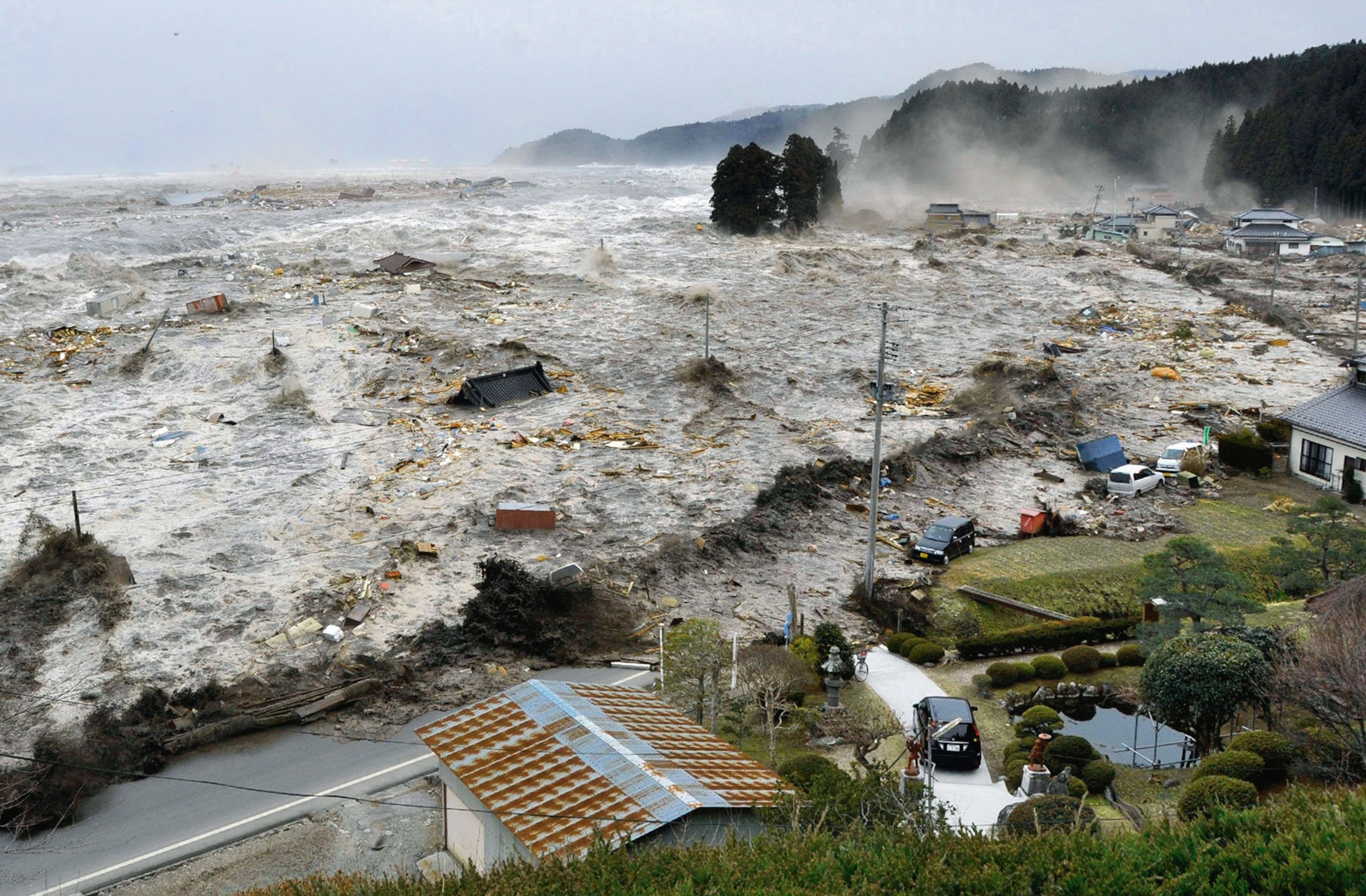 <p>Tsunami</p>