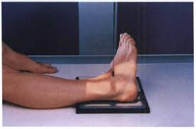 <p>dorsiflex foot (toes up) so plantar surface is vertical to IR</p><p>internally rotate 45 degrees</p><p>lengthwise</p><p>Center midway between the malleoli.</p>