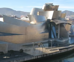 <p><span>Visually thrilling multifaceted style. Brought radical freedom to art and design and a new self-awareness about style. Vivid color, theatricality and exaggeration. Combination of subversive statements with commercial appeal. Connecting with consumer culture. "User-oriented approach to design". The punk movement, New wave of American graphic design, commercialism.</span></p>