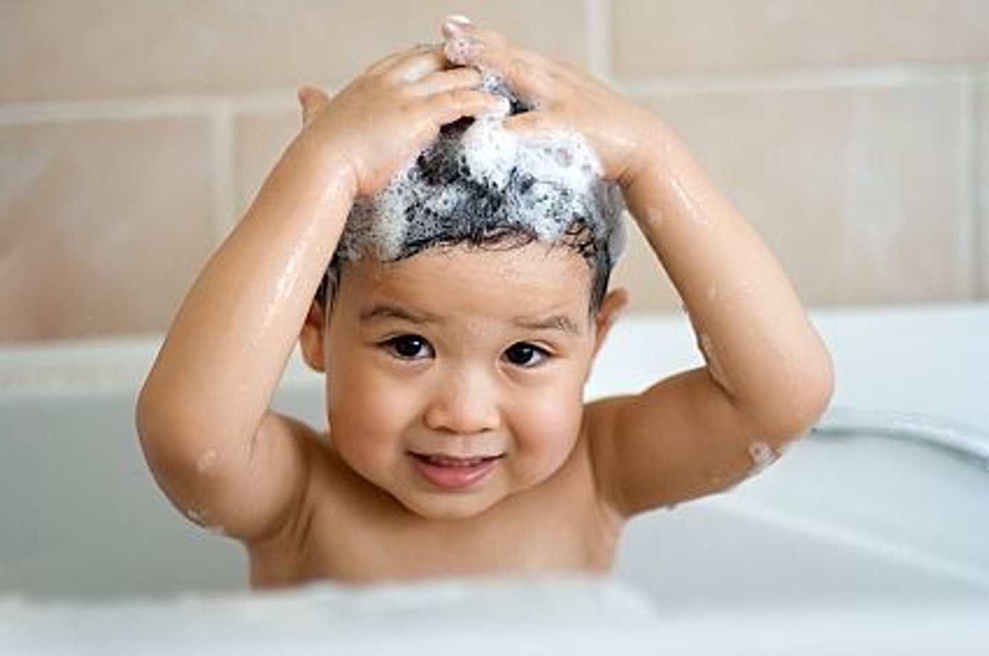 <p>to wash oneself, yuyunmaq</p>