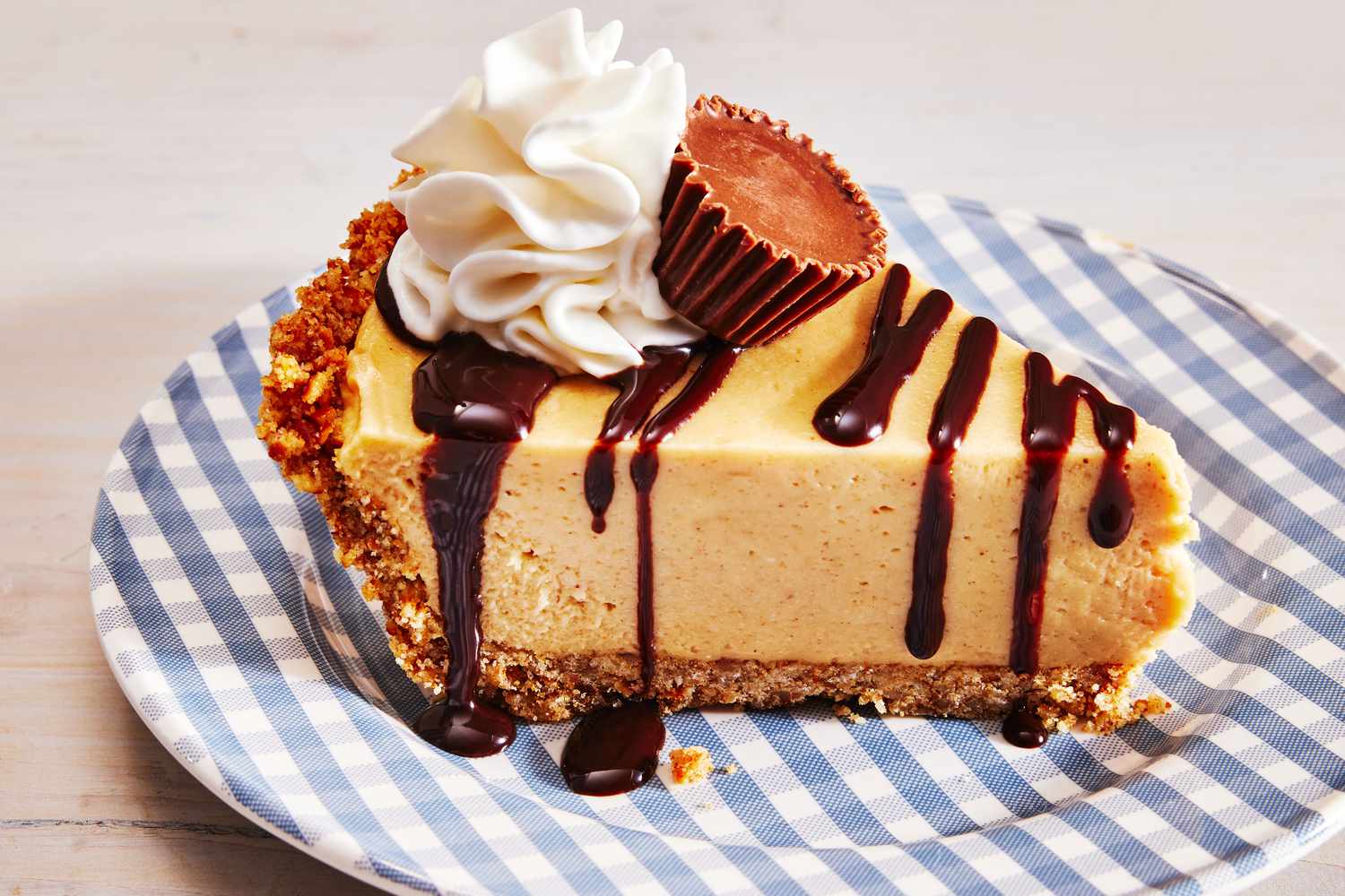 <p>The sweet course eaten at the end of a meal.</p>
