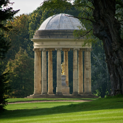 <p><span>John Vanbrugh: </span><em>Rotunda</em><span>, Stowe Gardens, Buckinghamshire</span></p>