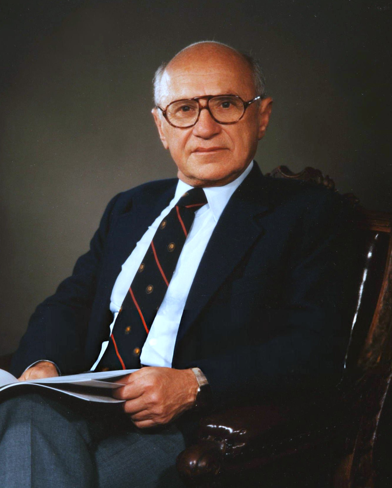 <p>Milton Friedman</p>