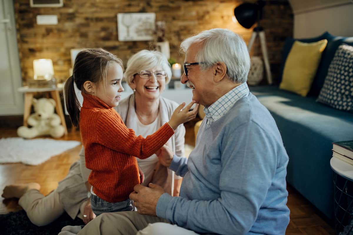 <p>nuestros abuelos</p>