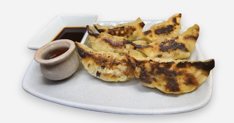 <p>Gyoza (P) 9€</p><p></p>