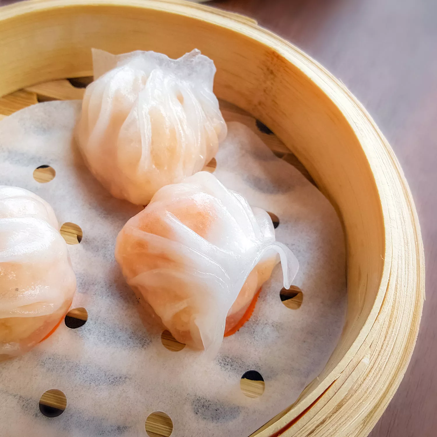 <p>shrimp dumplings</p>