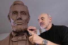 <p>(n) ...which was the home of the greatest sculptors of the classical period... nhà điêu khắc</p>
