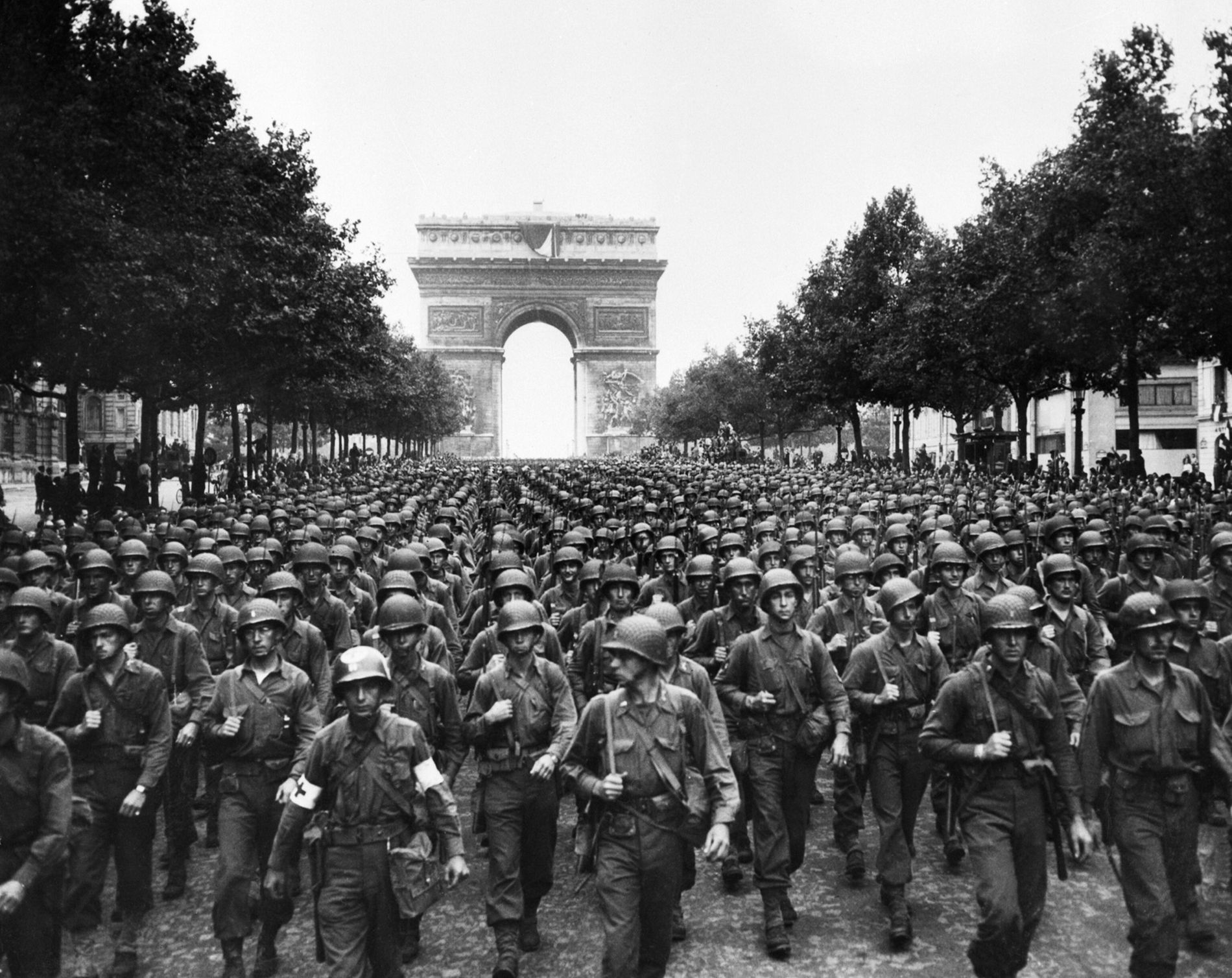 <mark style="background-color: #f44336;">Seconde guerre mondial ?</mark>

