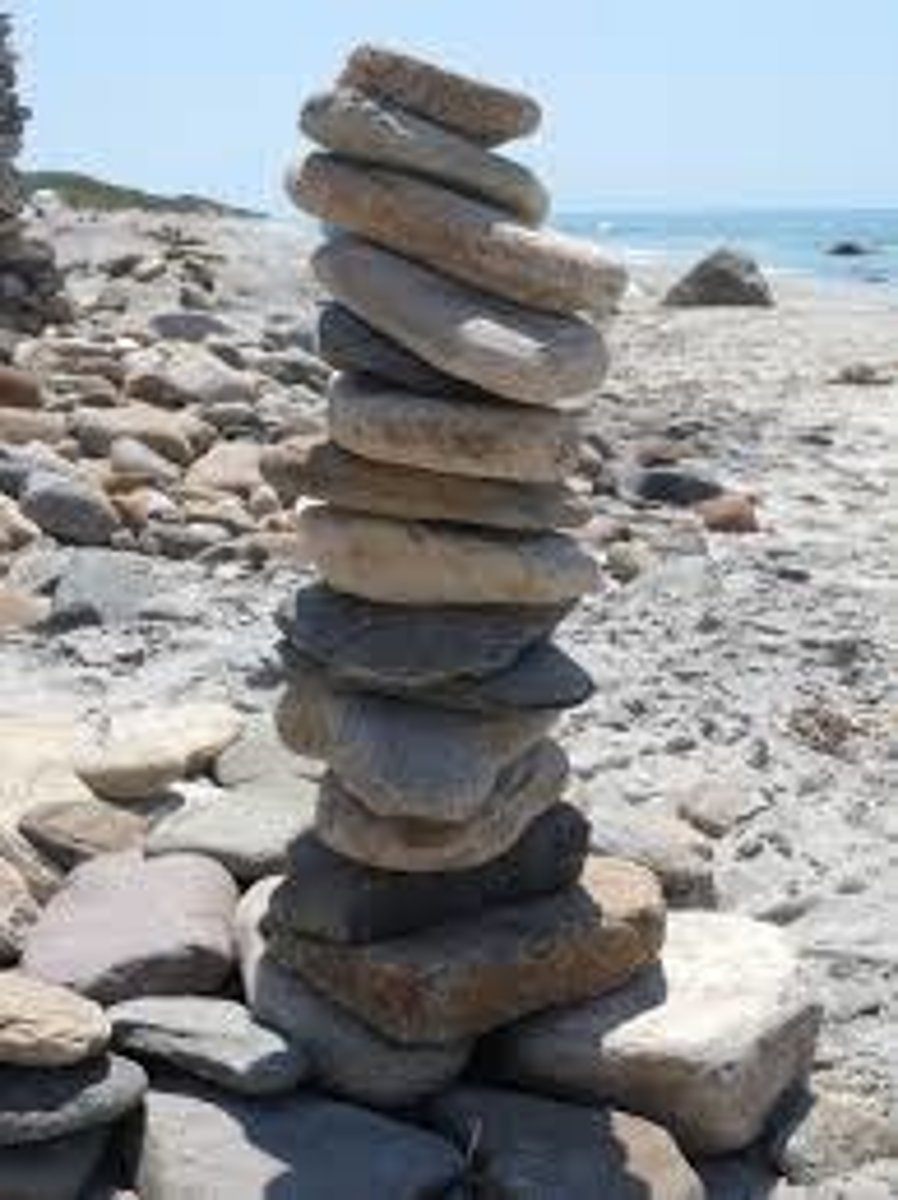 <p>to pile up</p>