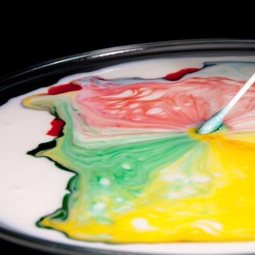 <p>いろ が かわる</p>