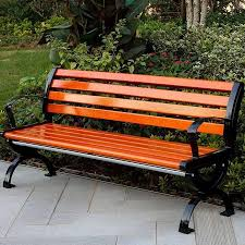 <p><span>ghế dài (băng ghế) (n)</span></p>