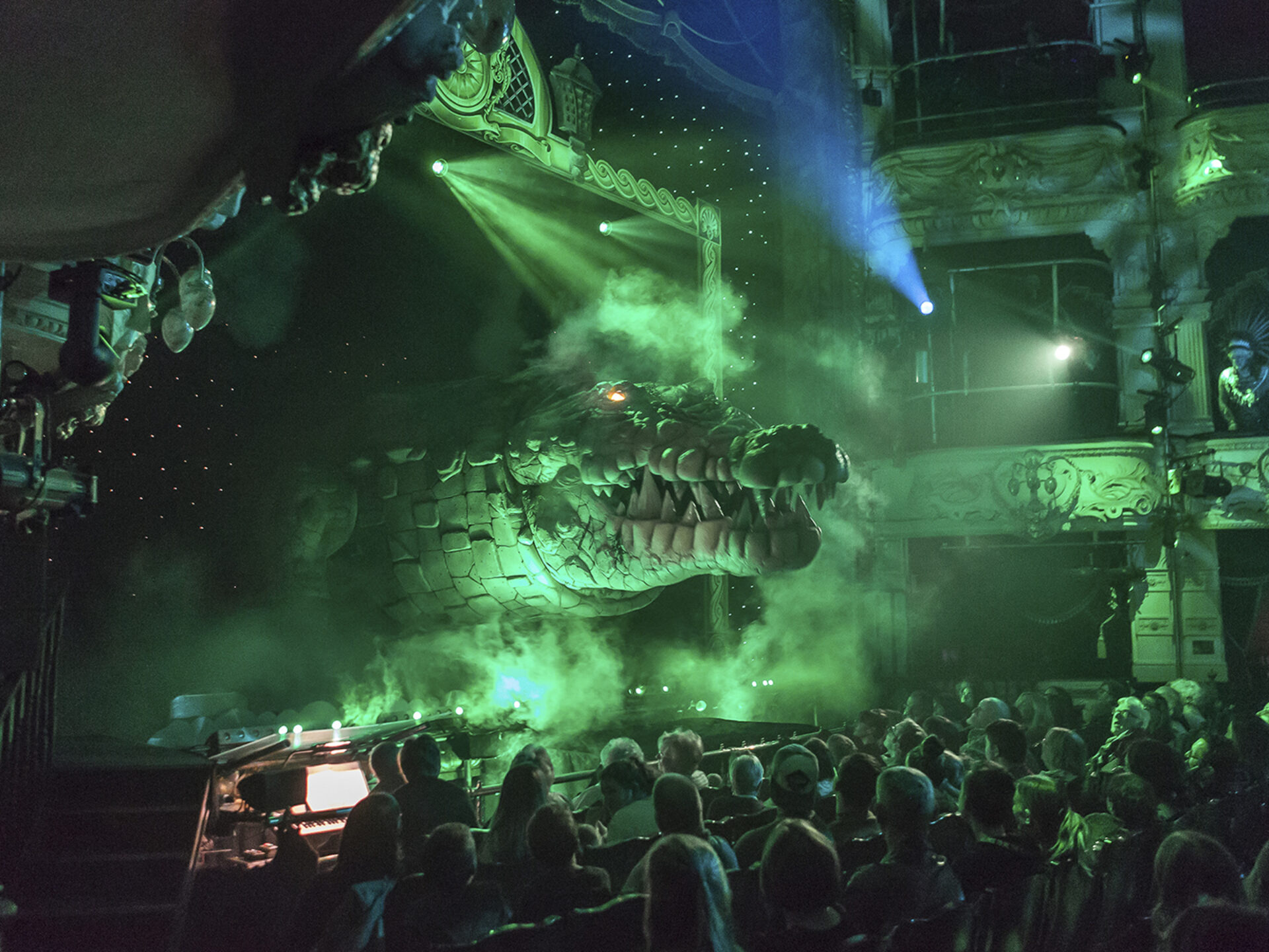 <p>special effects</p>