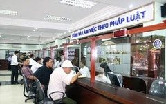 <p>ủy ban, hội đồng</p>