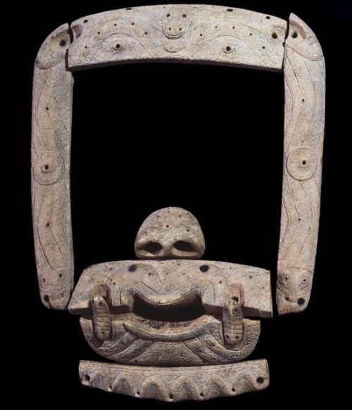 <p><span>Burial Mask, Ipiutak</span></p>